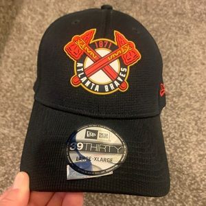 NWT Atlanta Braves flex fit hat